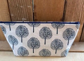 Natural Mulberry Tree Navy Handmade fabric washbag